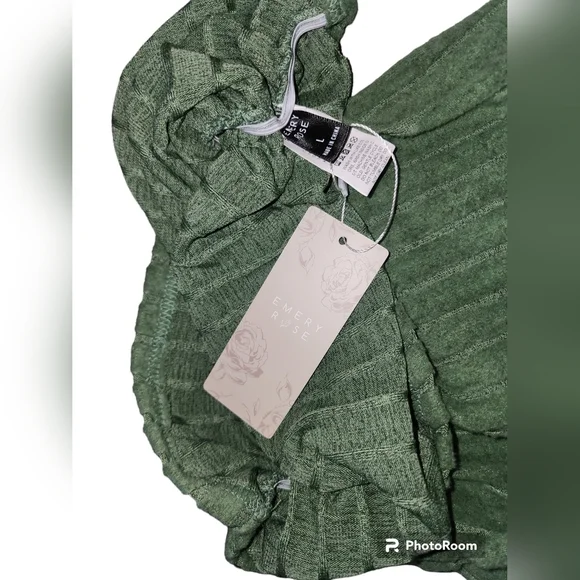 NWT!! Tank top - Picture 3 of 3